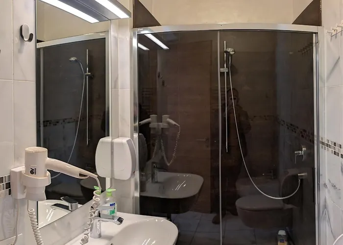 度假居 Gardar Fox *